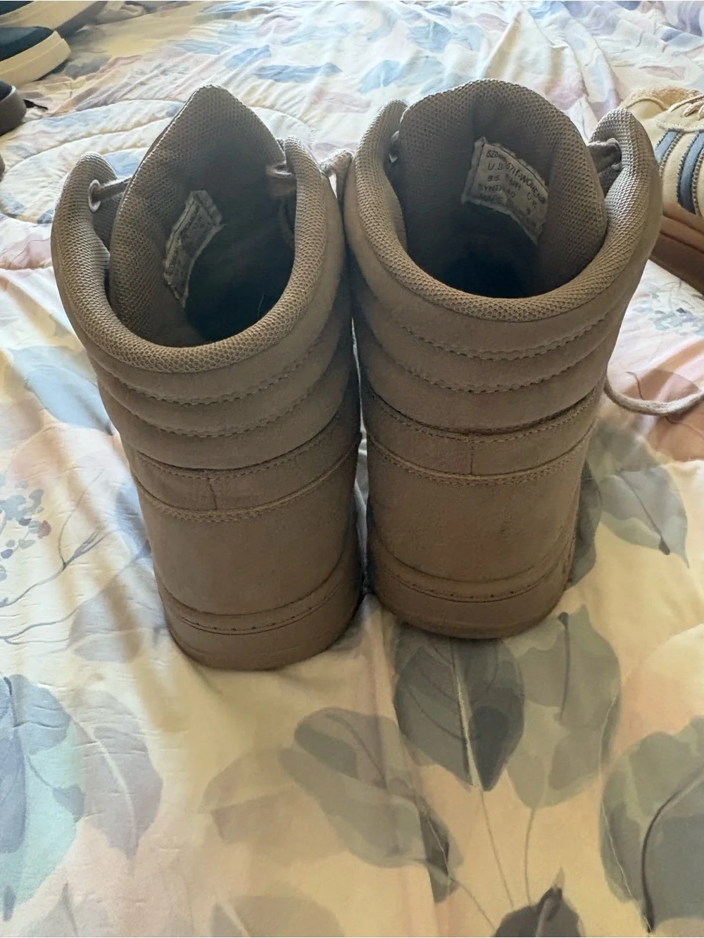 Levi's Women’s High-Top Sneakers in Taupe